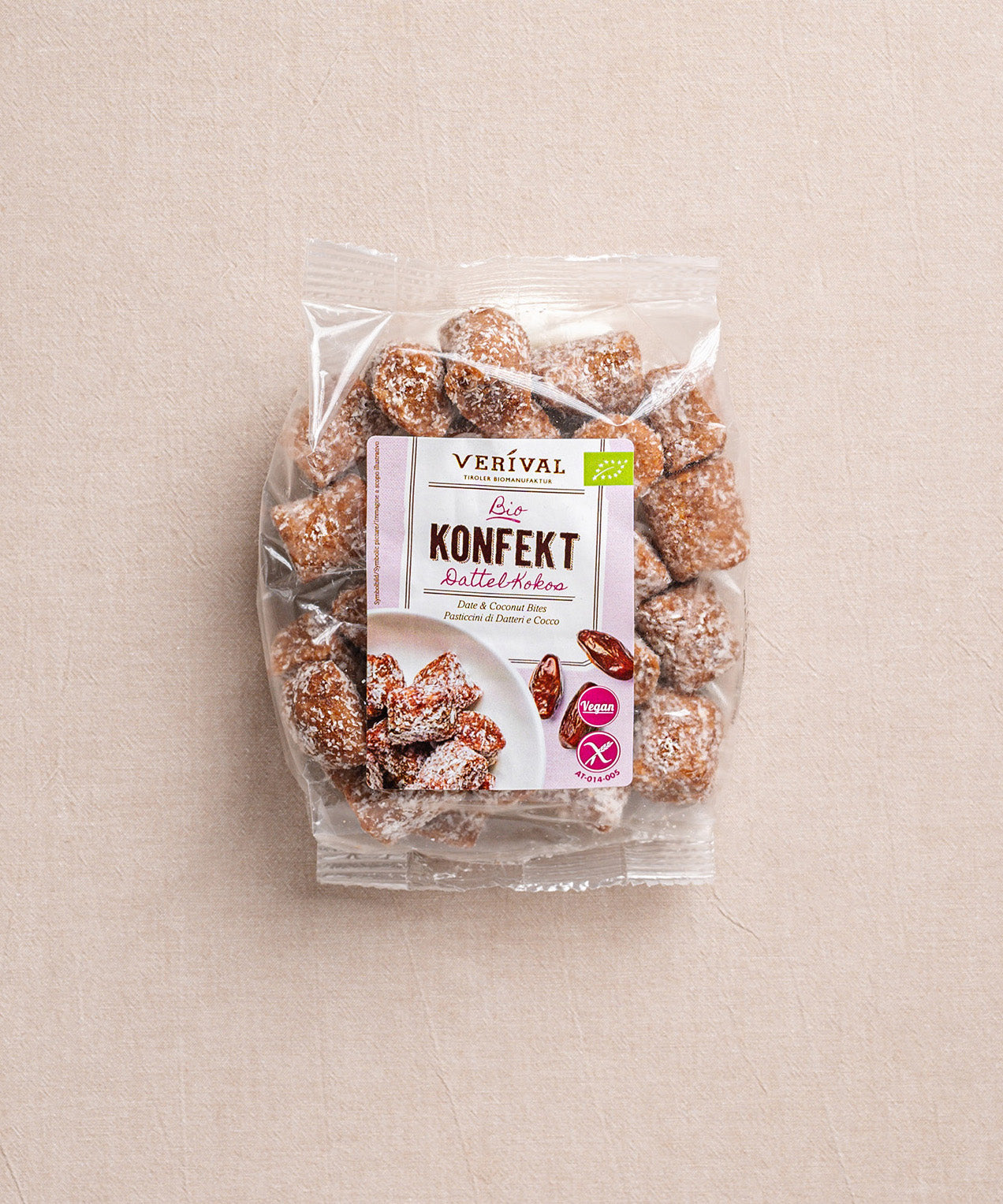 Das Set „Good Mood“ von Verival Bio enthält unter anderem ein Paket 100 % Bio-Dattelkonfekt .