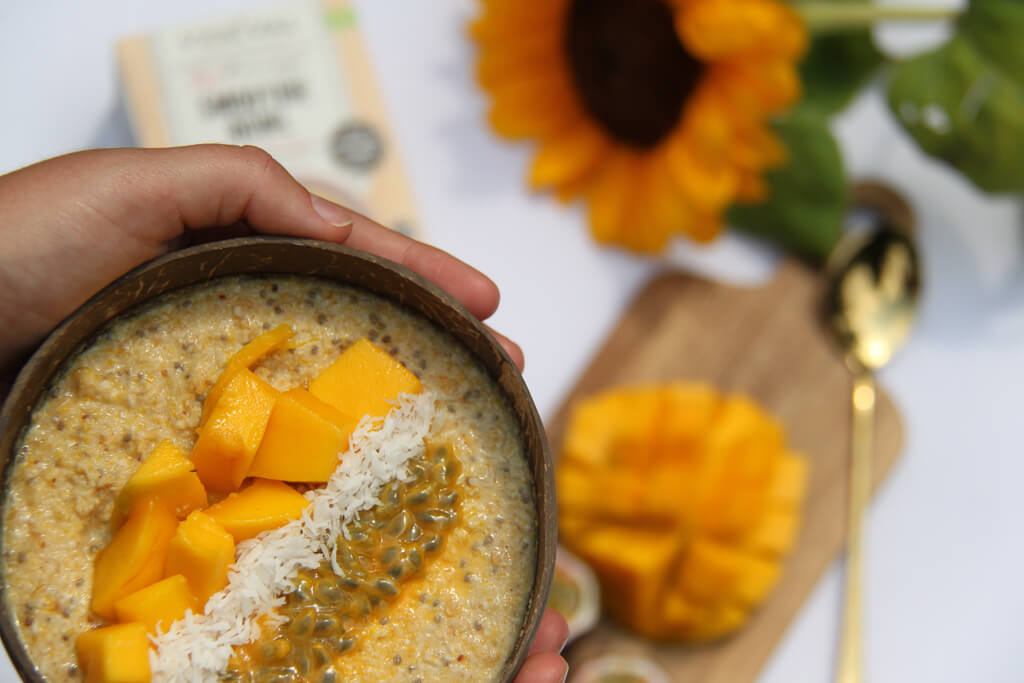 Ricetta per un frullato porridge al mango e maracuja