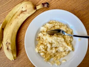 Rezept Lower Carb Granola Muffins Bananenbrei