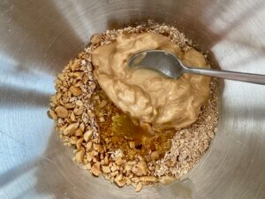 Rezept Porridge Peanut Butter Eggs Zutaten vermischt