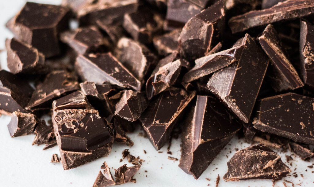 Dark chocolate, vegan and lactose-free.
