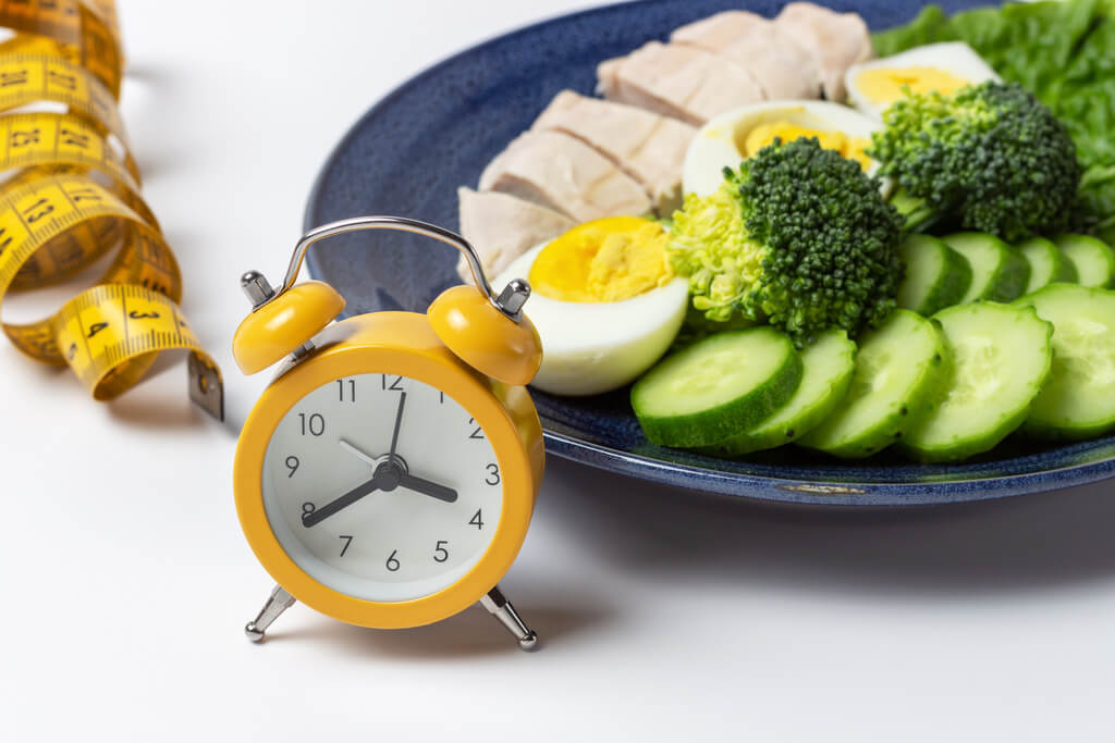 Intermittent Fasting in a 20:4 Rhythm - How Effective Is It? - Verival Blog